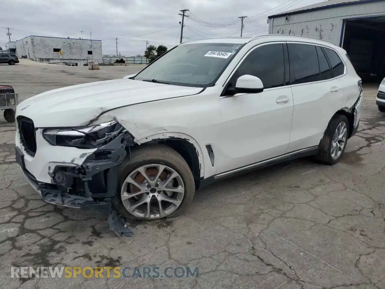 1 Photograph of a damaged car 5UXCR6C04M9E53560 BMW X5 2021