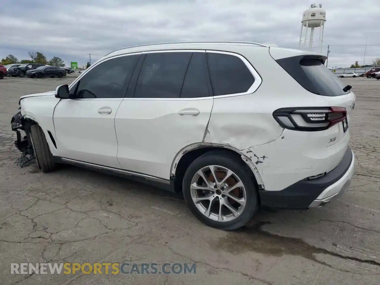 2 Photograph of a damaged car 5UXCR6C04M9E53560 BMW X5 2021