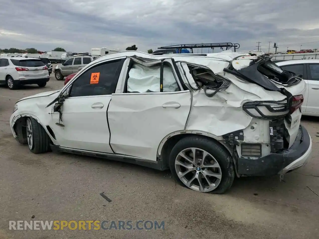 2 Photograph of a damaged car 5UXCR6C04M9E78751 BMW X5 2021