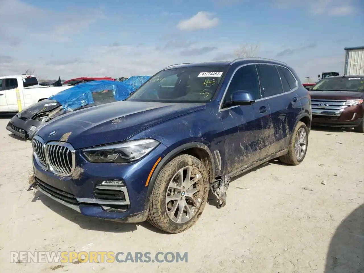 2 Photograph of a damaged car 5UXCR6C04M9F28998 BMW X5 2021