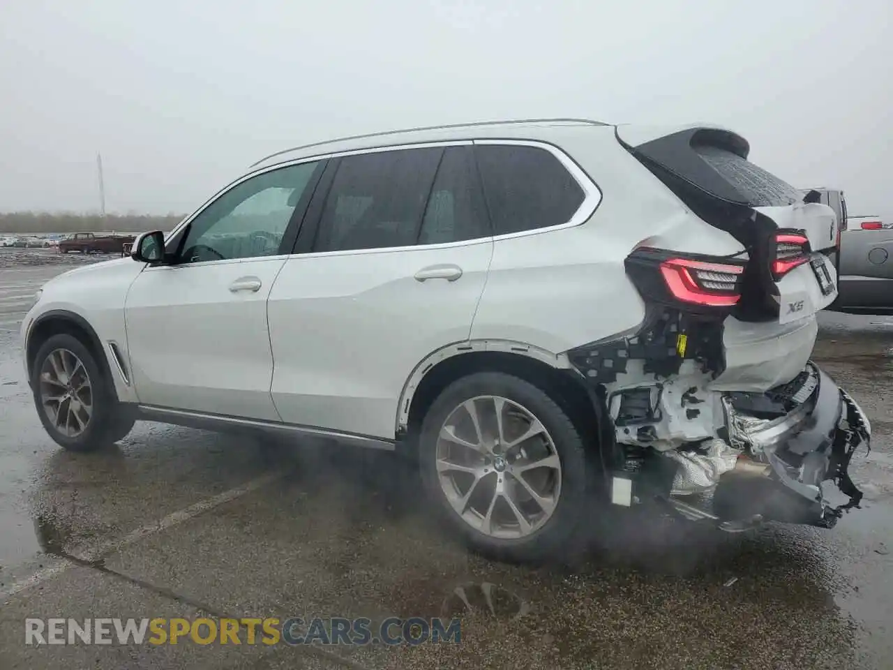2 Photograph of a damaged car 5UXCR6C04M9F54940 BMW X5 2021