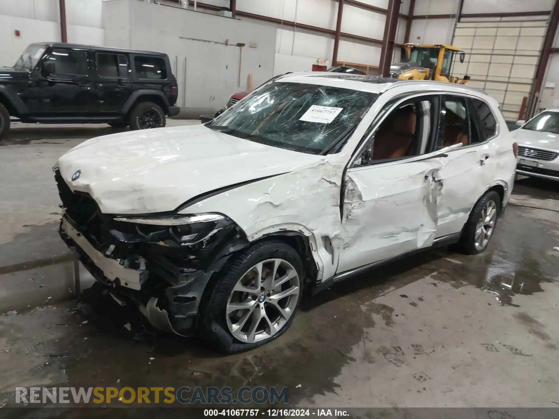 2 Photograph of a damaged car 5UXCR6C04M9G32469 BMW X5 2021