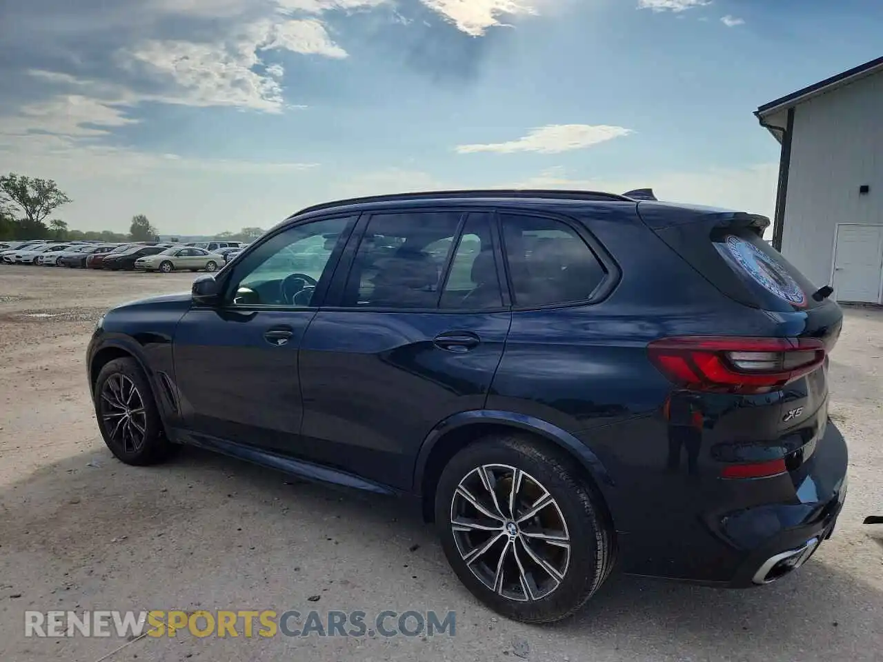 2 fotografías del automóvil dañado 5UXCR6C05M9F38603 BMW X5 2021