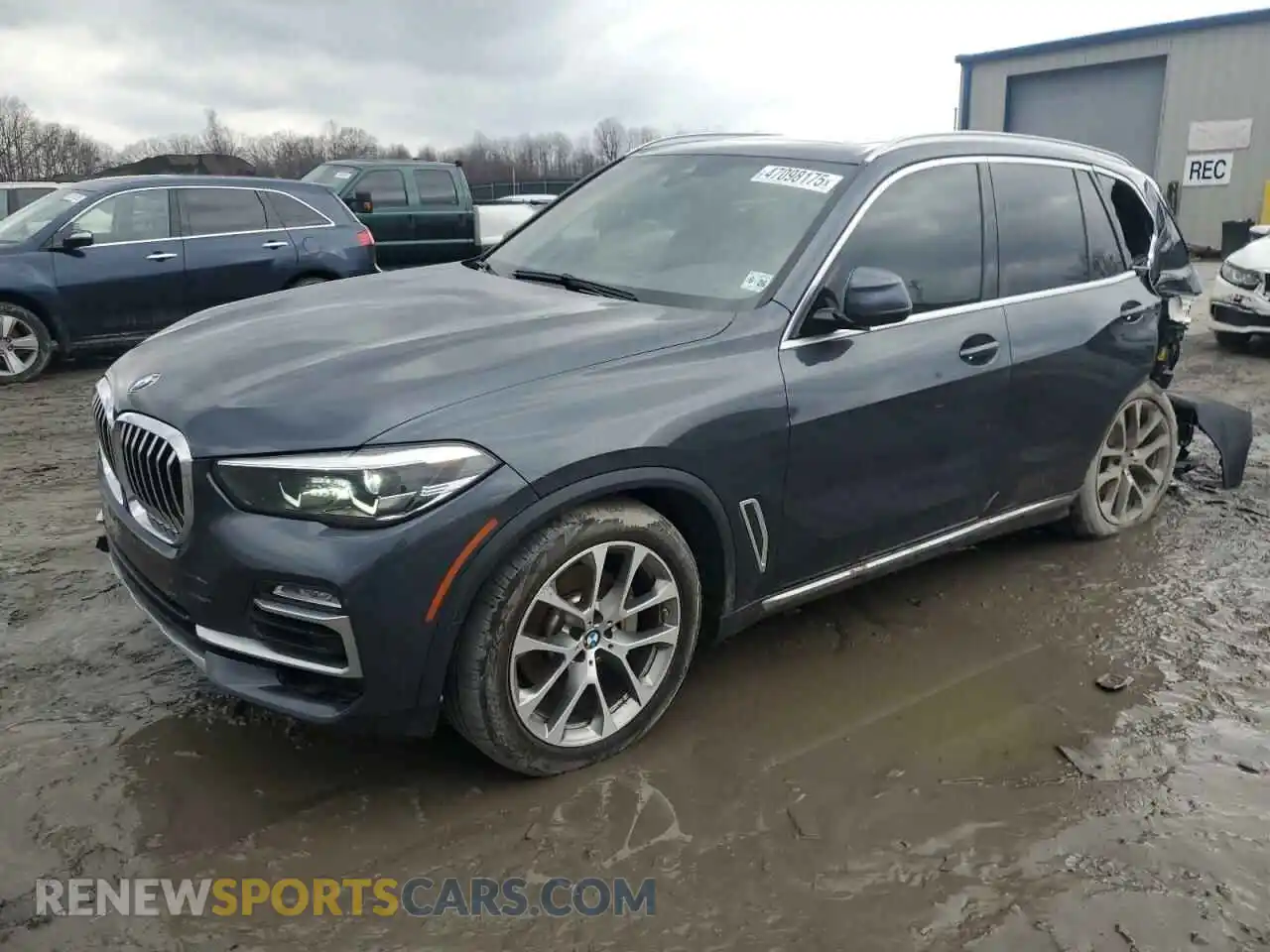 1 Photograph of a damaged car 5UXCR6C05M9F39122 BMW X5 2021