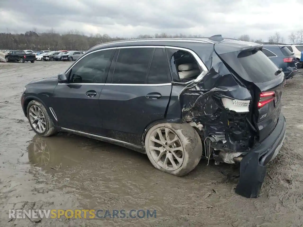 2 Photograph of a damaged car 5UXCR6C05M9F39122 BMW X5 2021