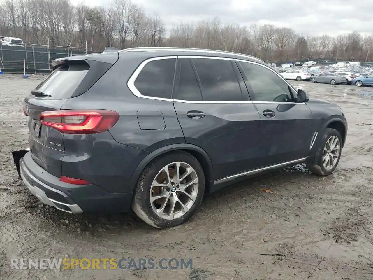 3 Photograph of a damaged car 5UXCR6C05M9F39122 BMW X5 2021