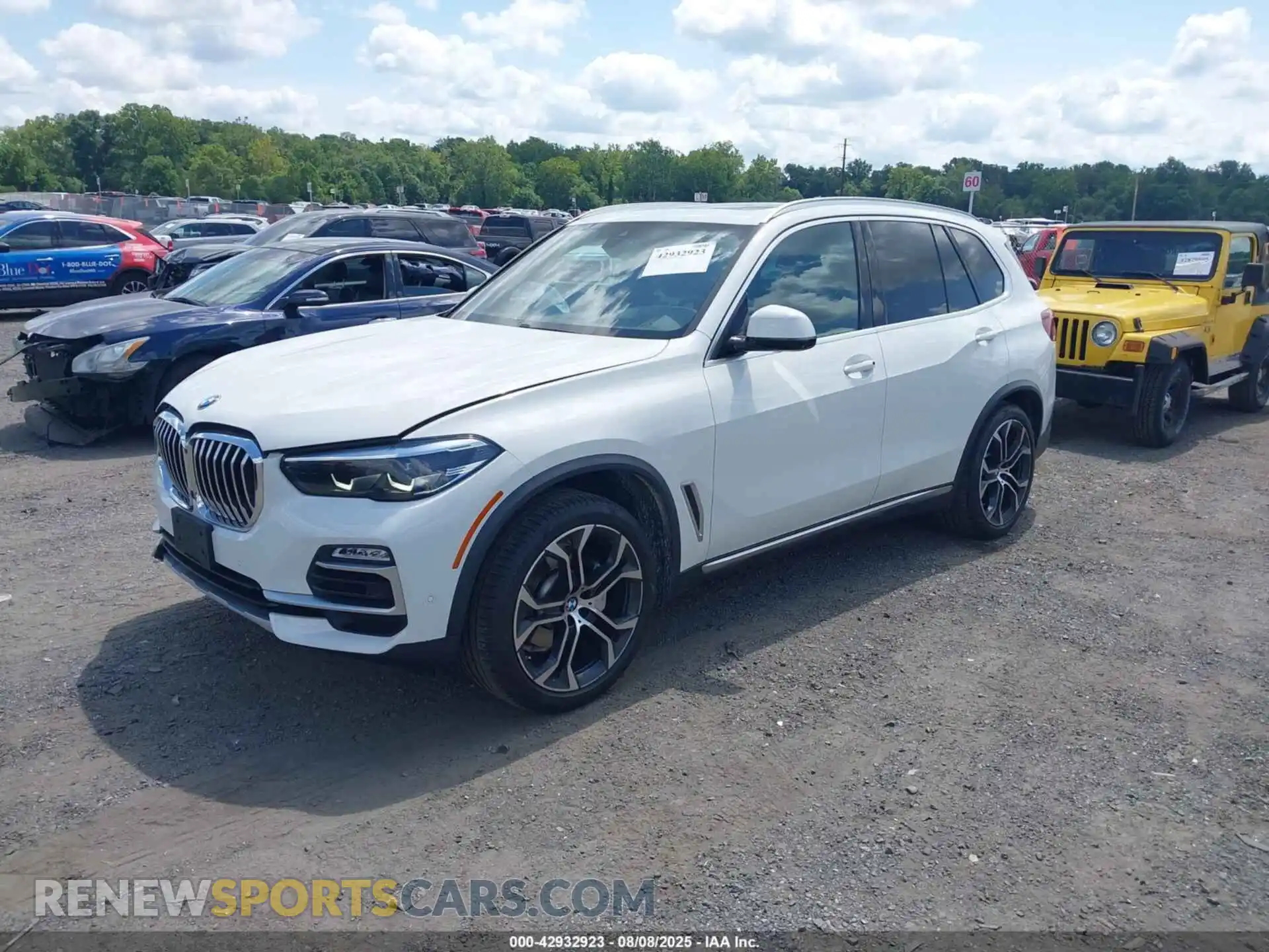 2 Photograph of a damaged car 5UXCR6C05M9F47530 BMW X5 2021