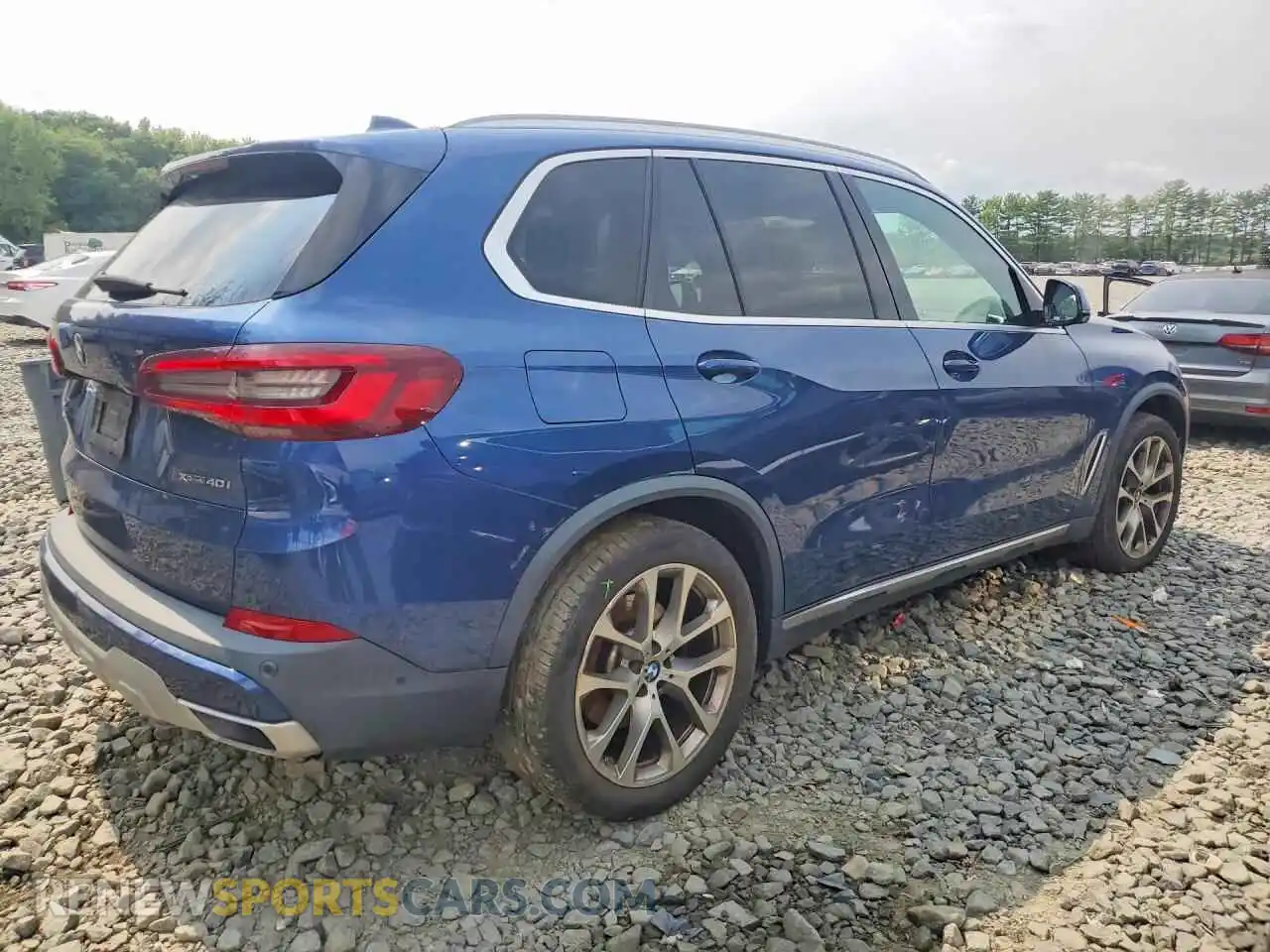 3 Photograph of a damaged car 5UXCR6C05M9F63517 BMW X5 2021