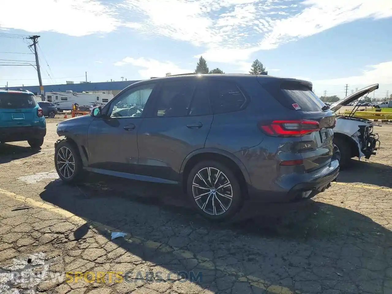 2 fotografías del automóvil dañado 5UXCR6C06M9D91465 BMW X5 2021