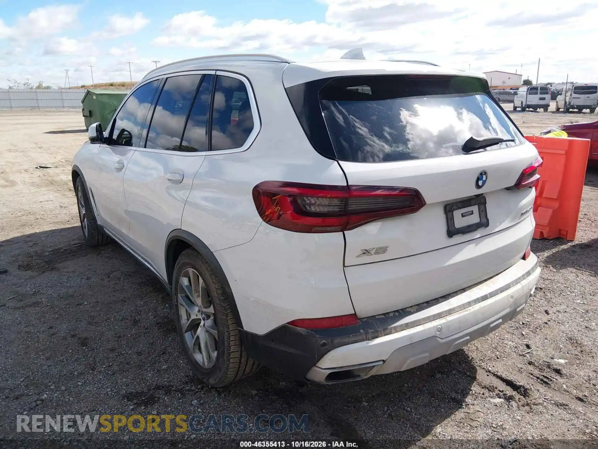 3 Photograph of a damaged car 5UXCR6C06M9D99517 BMW X5 2021