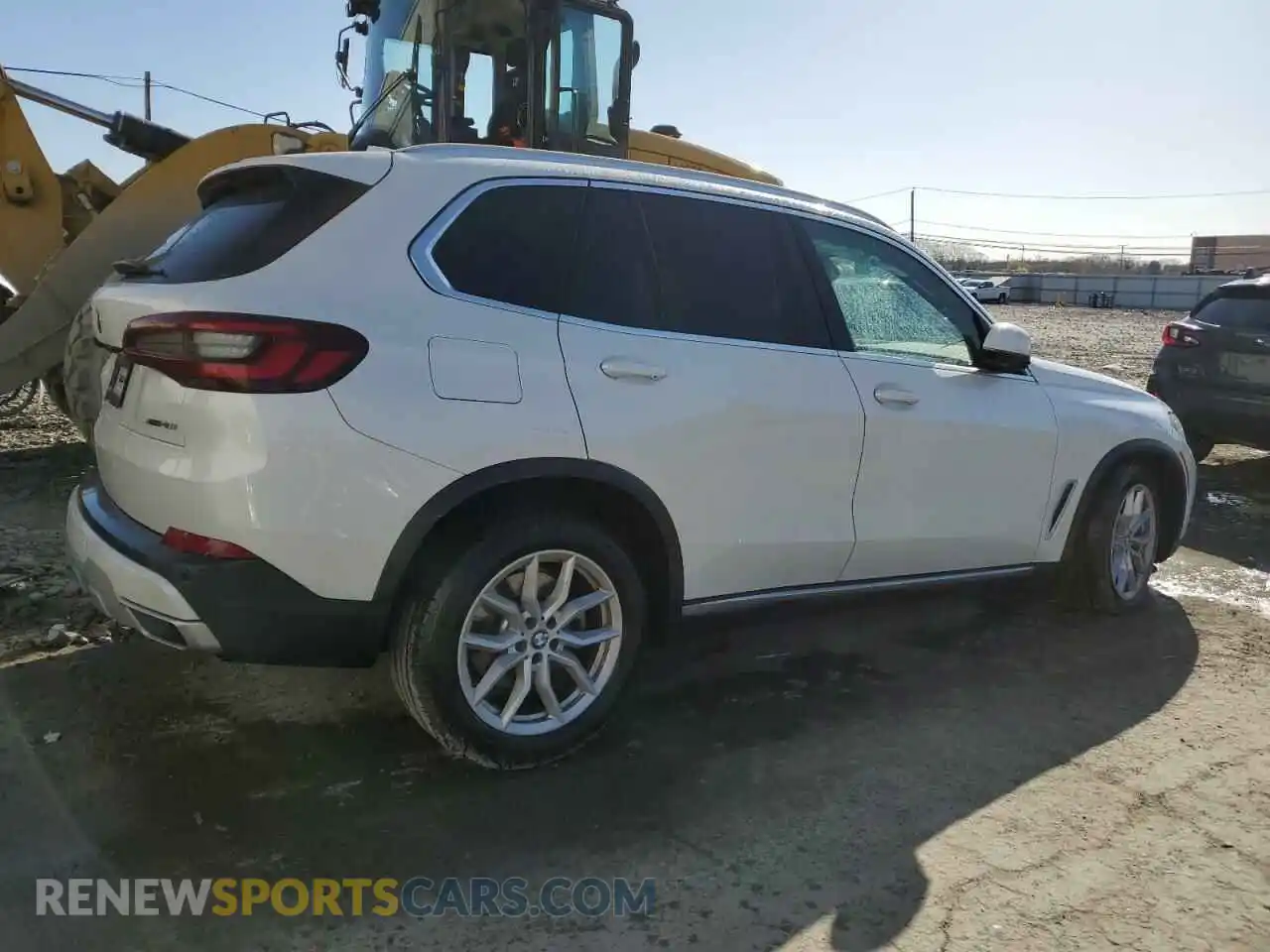 3 Photograph of a damaged car 5UXCR6C06M9E05607 BMW X5 2021