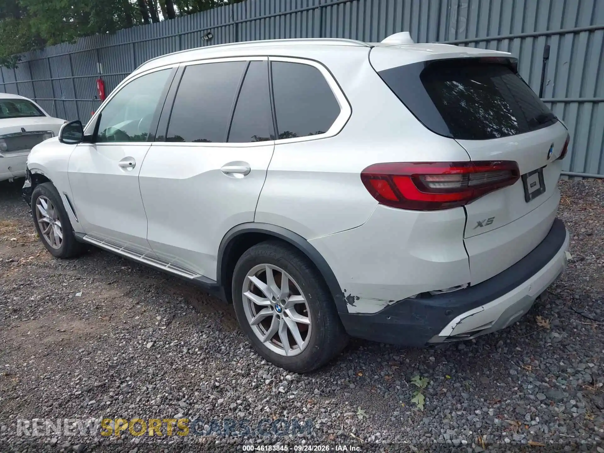 3 fotografías del automóvil dañado 5UXCR6C06M9E81781 BMW X5 2021
