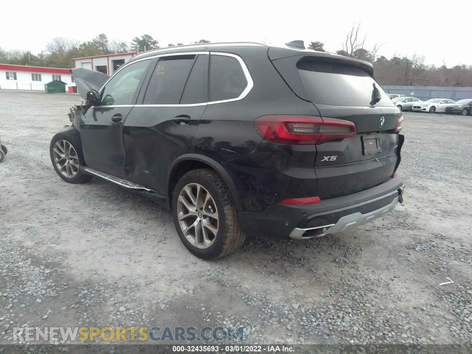 3 Photograph of a damaged car 5UXCR6C06M9H14266 BMW X5 2021