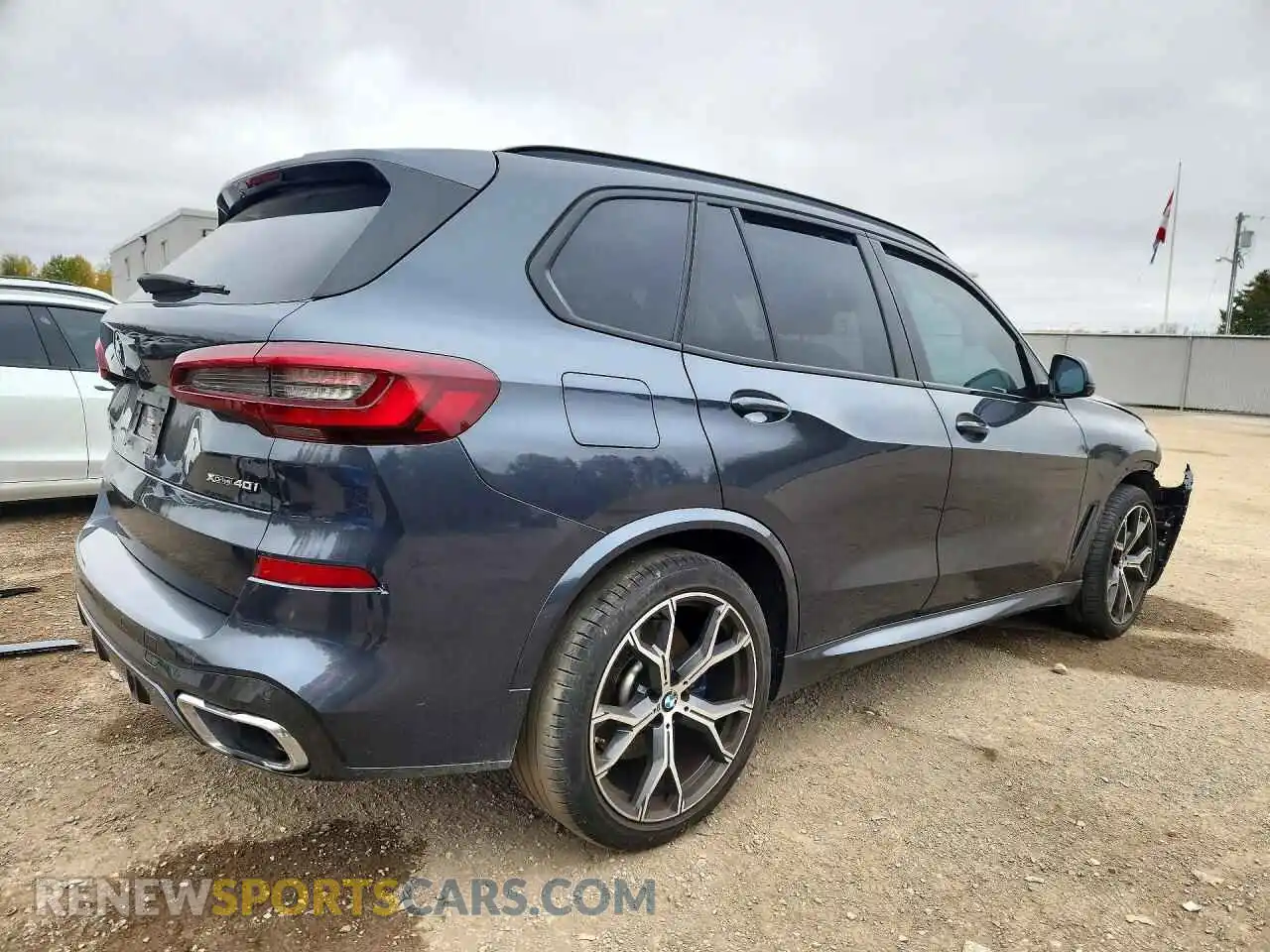 3 Фотография поврежденного автомобиля 5UXCR6C06M9J03859 BMW X5 2021