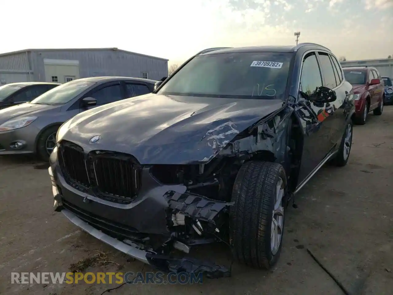 2 Photograph of a damaged car 5UXCR6C07M9E73477 BMW X5 2021