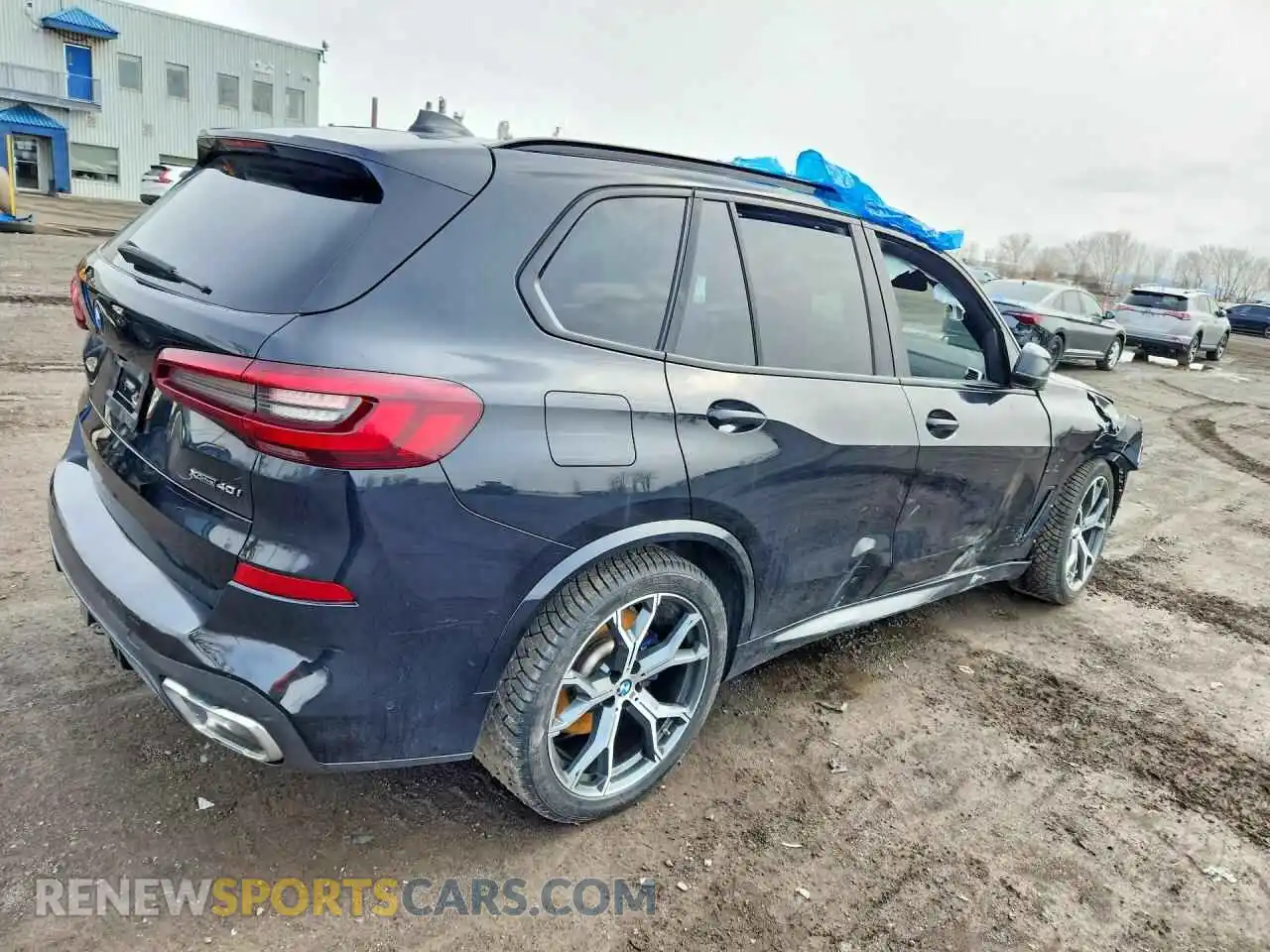 3 Photograph of a damaged car 5UXCR6C07M9F22077 BMW X5 2021