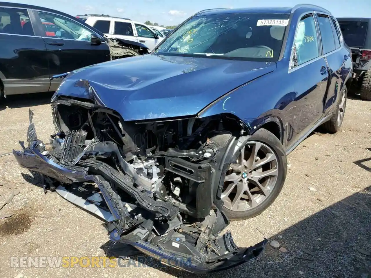 2 Photograph of a damaged car 5UXCR6C07M9F28784 BMW X5 2021