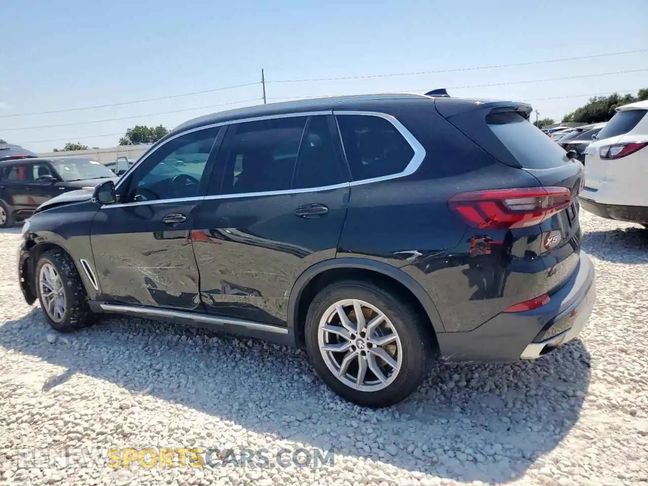 2 Photograph of a damaged car 5UXCR6C07M9F51384 BMW X5 2021