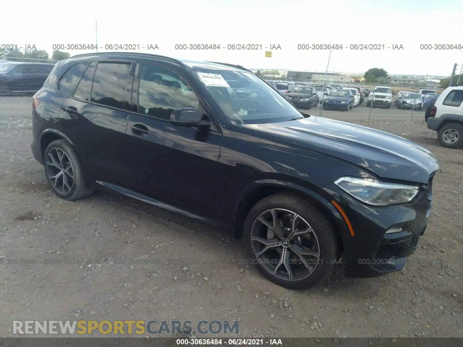 1 Photograph of a damaged car 5UXCR6C07M9G75400 BMW X5 2021