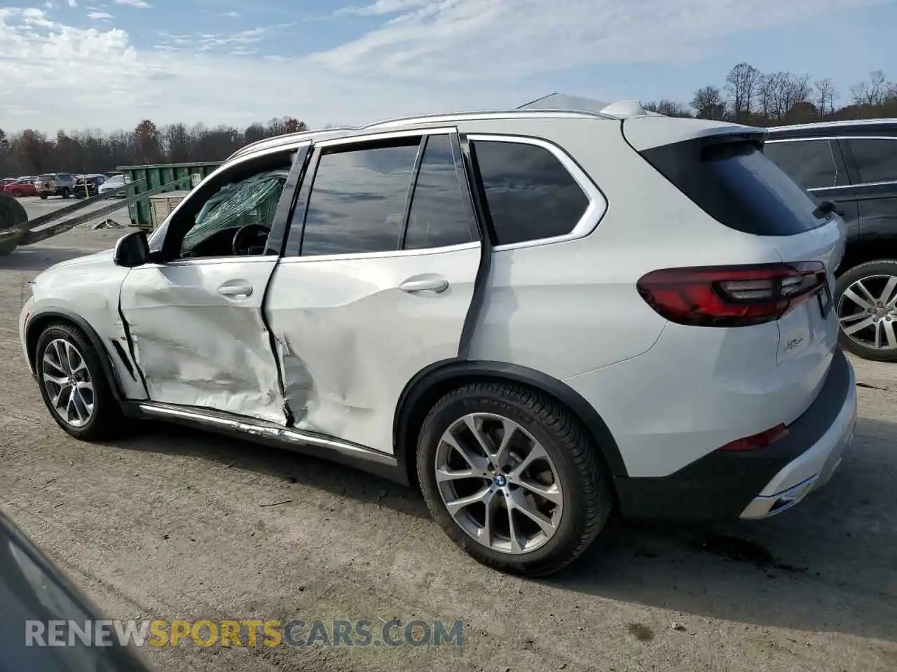2 Photograph of a damaged car 5UXCR6C08M9F23416 BMW X5 2021