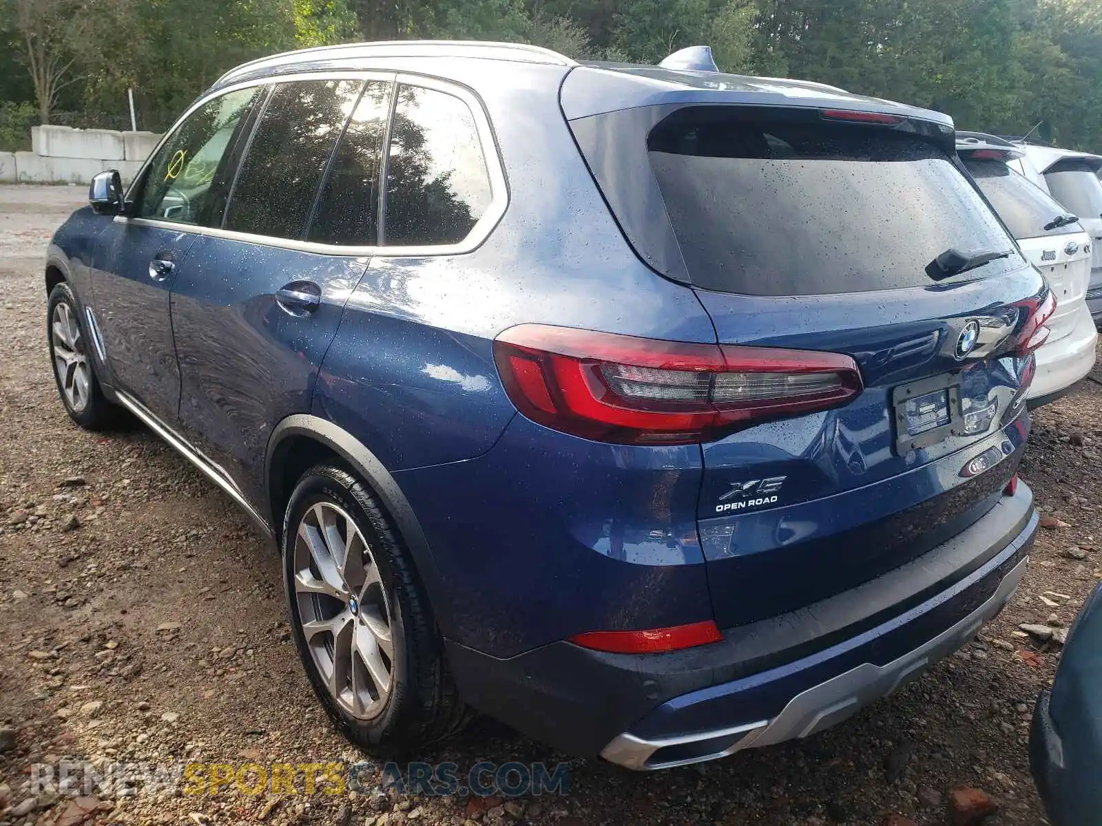 3 Photograph of a damaged car 5UXCR6C08M9F65732 BMW X5 2021