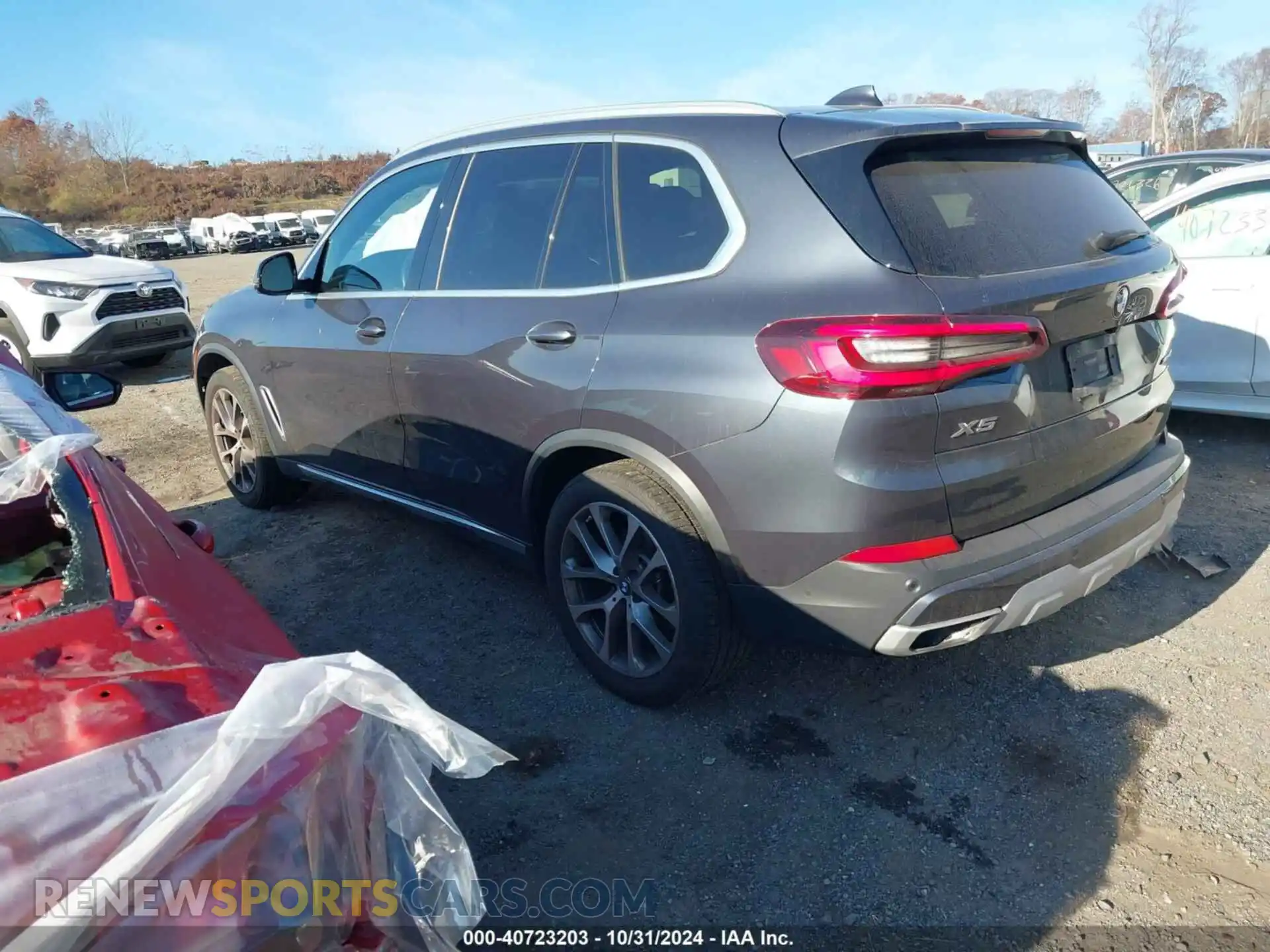 3 Photograph of a damaged car 5UXCR6C08M9G19773 BMW X5 2021