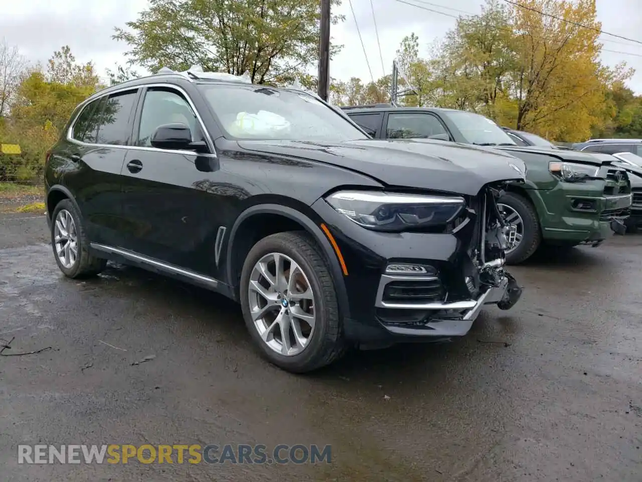 1 Photograph of a damaged car 5UXCR6C08M9G43815 BMW X5 2021