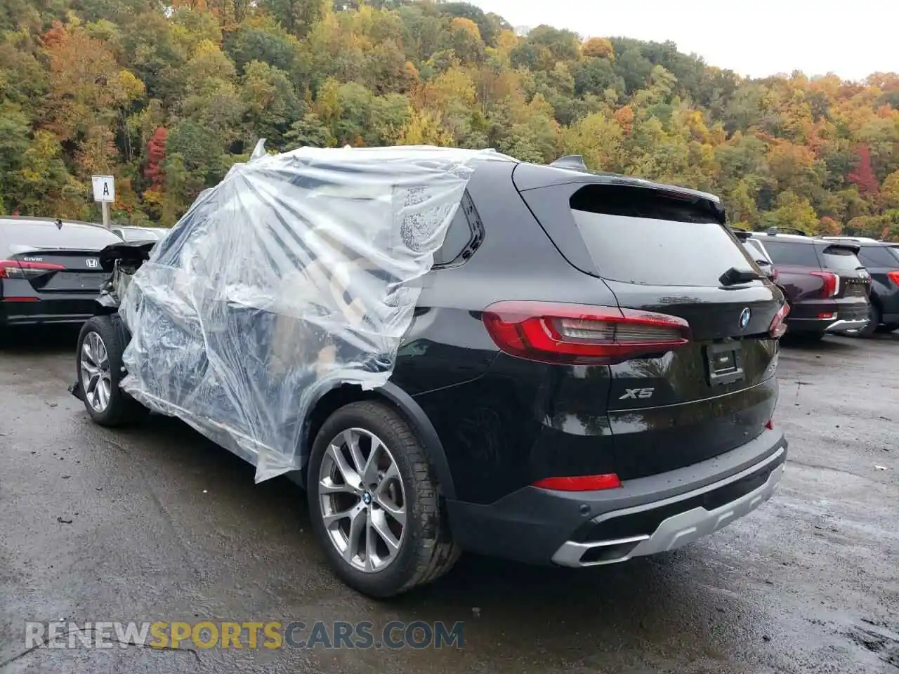 3 Photograph of a damaged car 5UXCR6C08M9G43815 BMW X5 2021