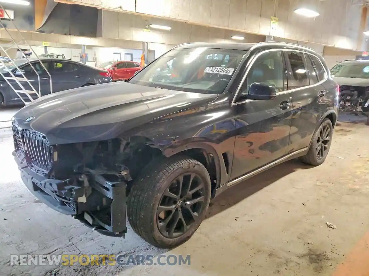 1 Photograph of a damaged car 5UXCR6C09M9D94604 BMW X5 2021