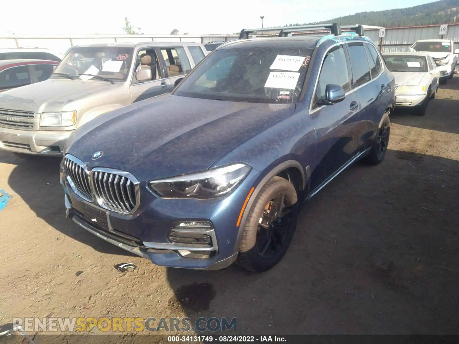 2 Photograph of a damaged car 5UXCR6C09M9D95249 BMW X5 2021