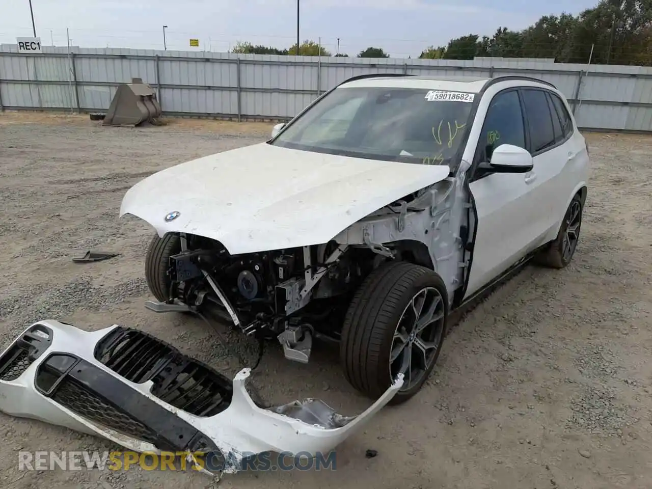 2 Photograph of a damaged car 5UXCR6C09M9E75702 BMW X5 2021