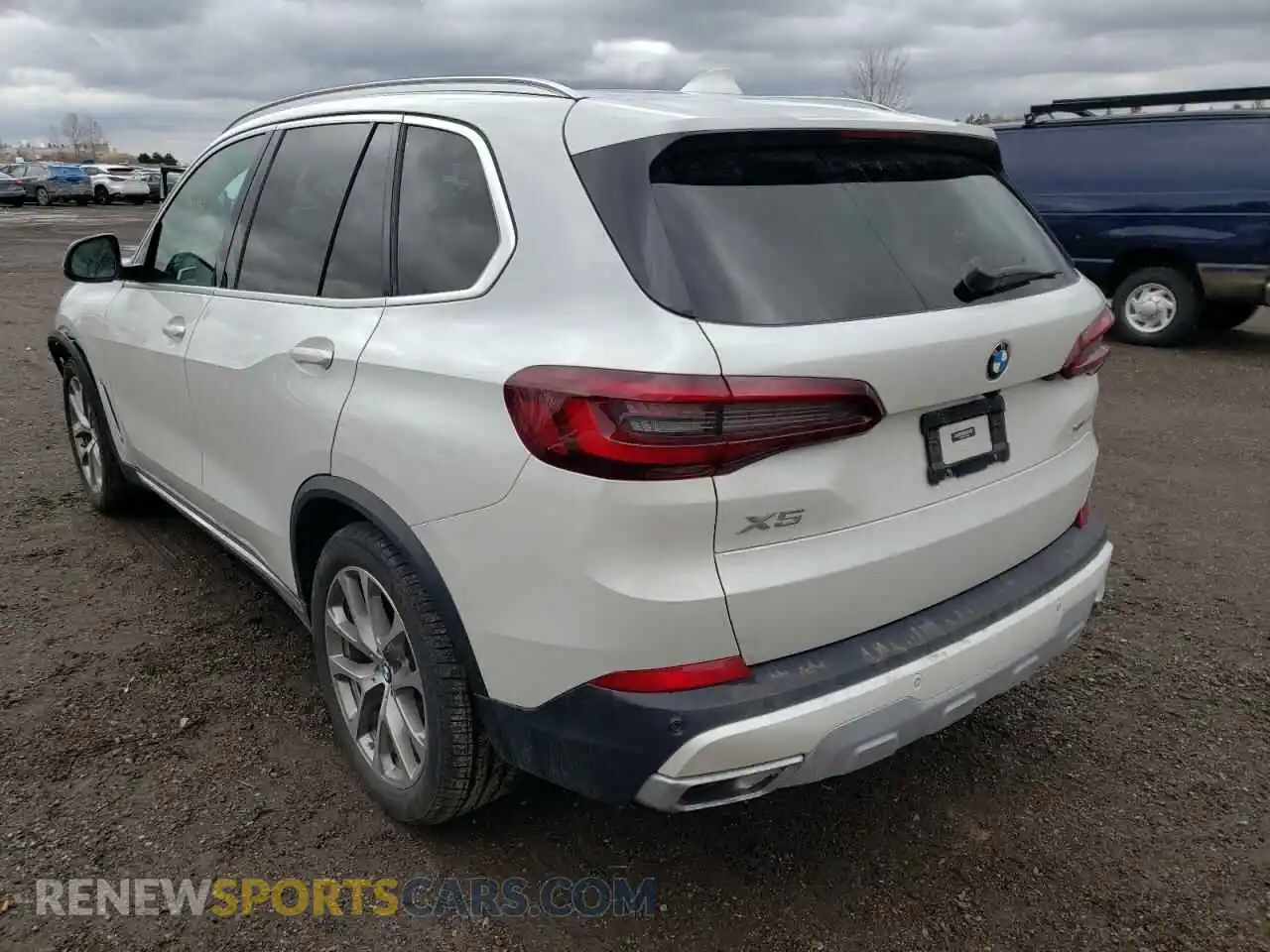 3 Photograph of a damaged car 5UXCR6C09M9F49586 BMW X5 2021