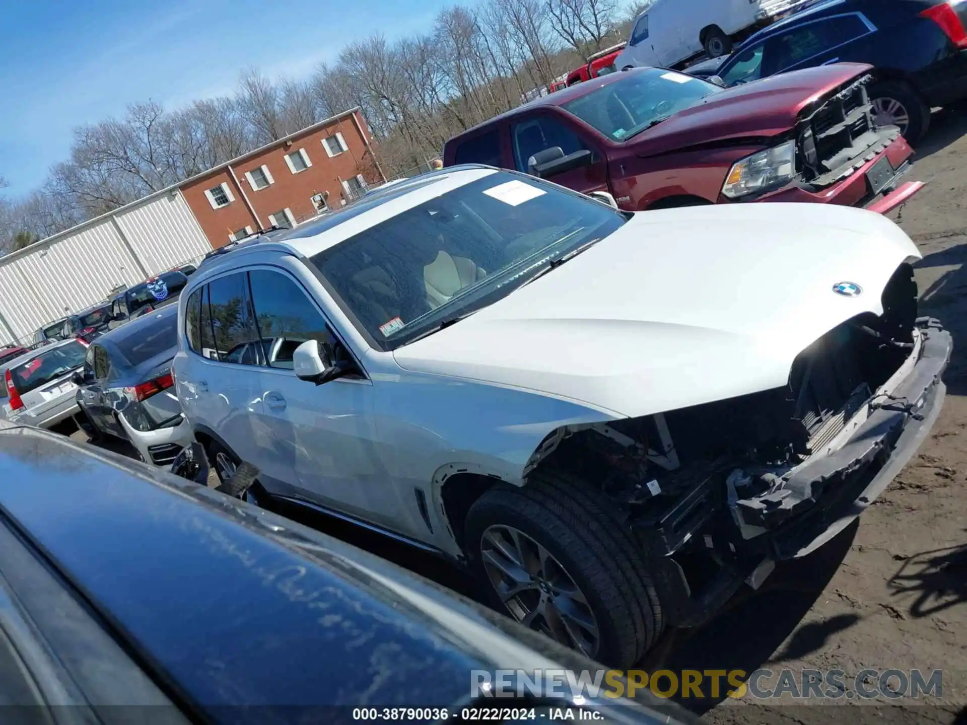 1 Photograph of a damaged car 5UXCR6C09M9G21614 BMW X5 2021