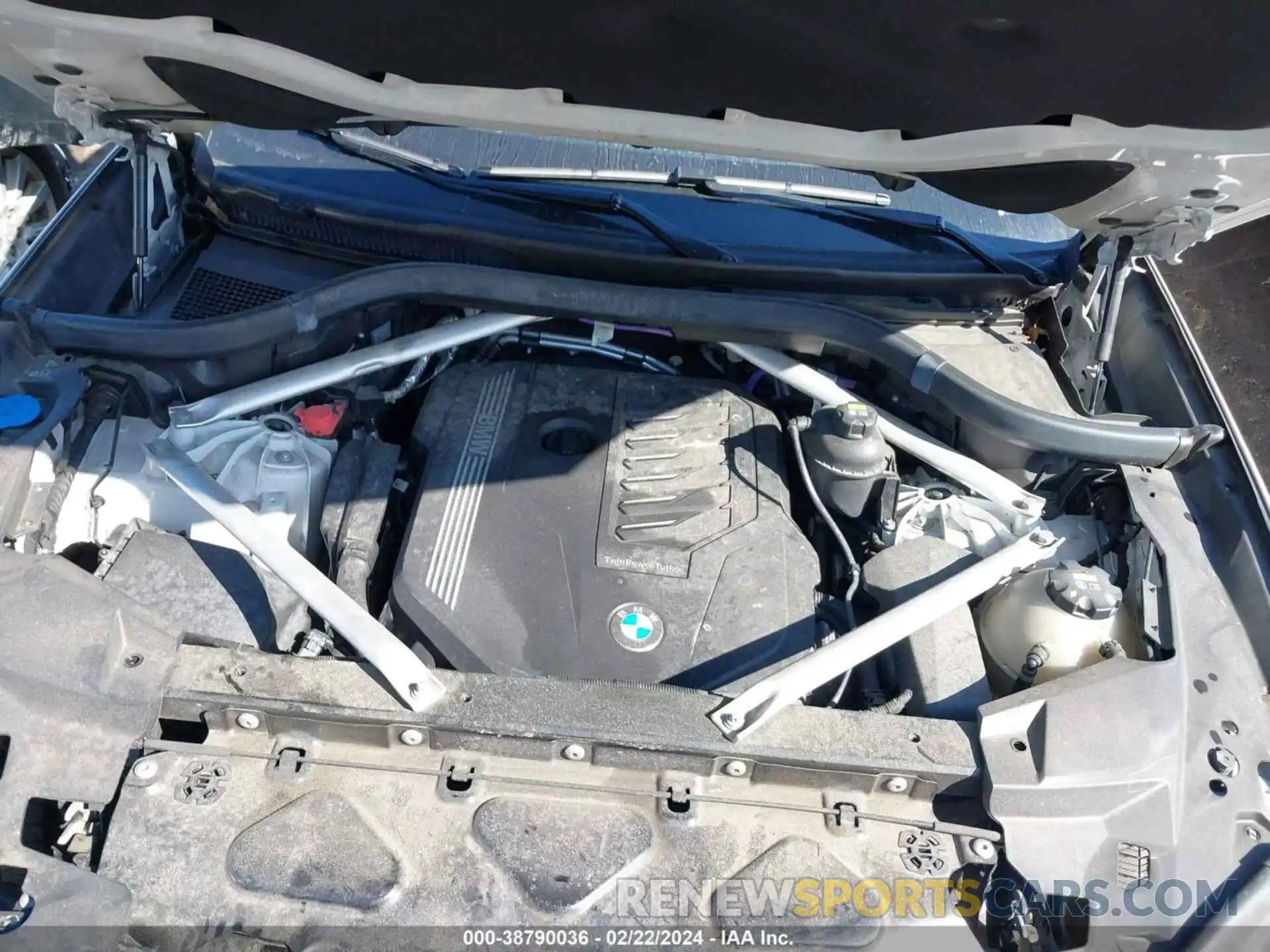 10 Photograph of a damaged car 5UXCR6C09M9G21614 BMW X5 2021