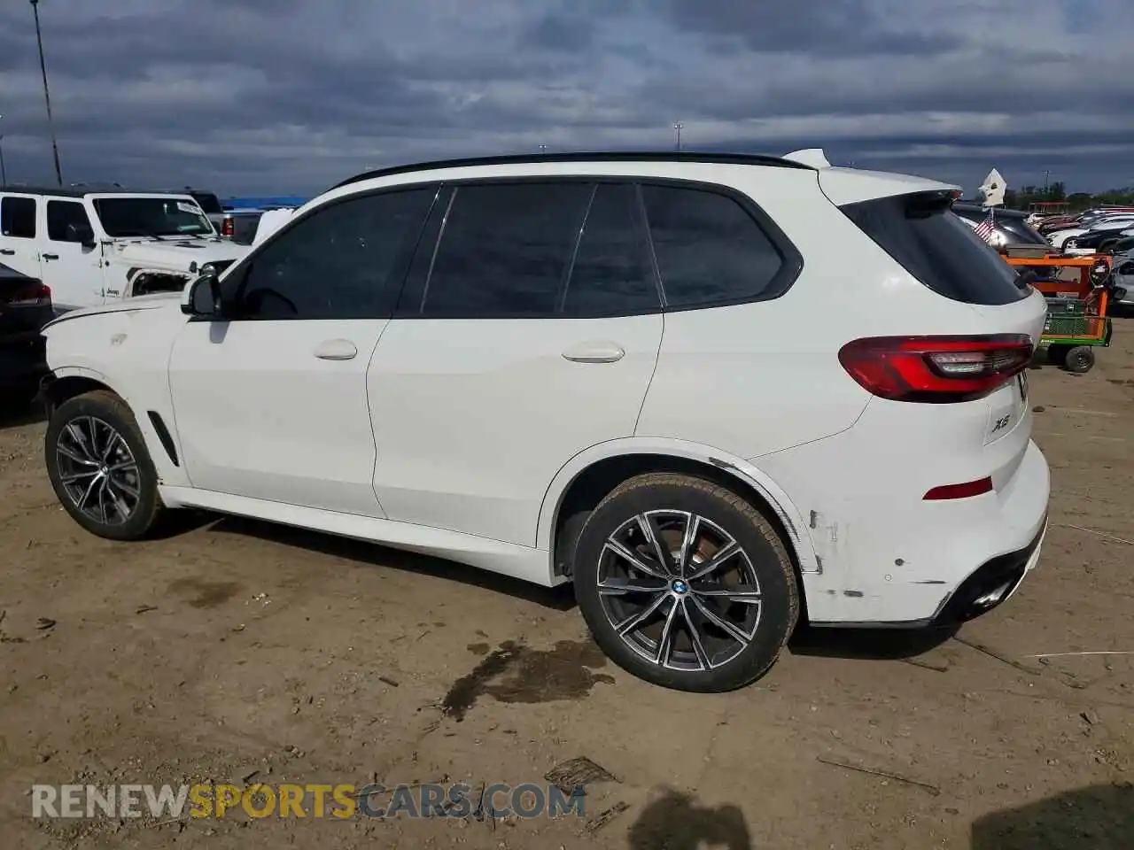 2 Photograph of a damaged car 5UXCR6C09M9G64883 BMW X5 2021