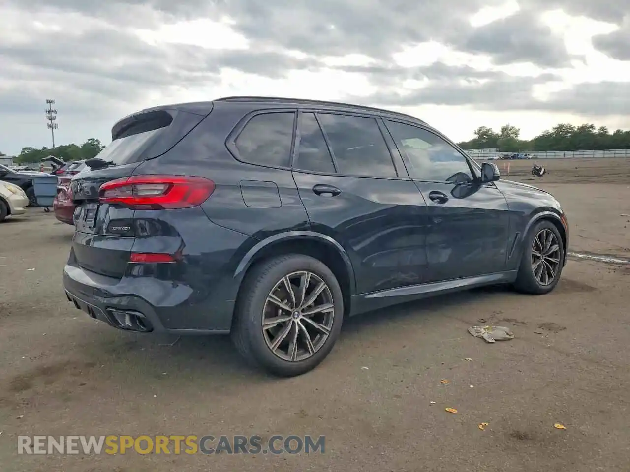 3 Photograph of a damaged car 5UXCR6C0XM9H02153 BMW X5 2021