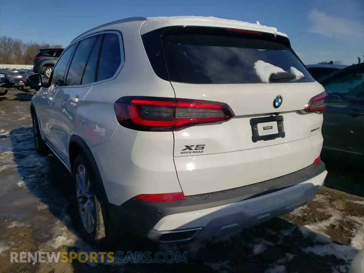 3 Photograph of a damaged car 5UXCR6C0XM9H29658 BMW X5 2021