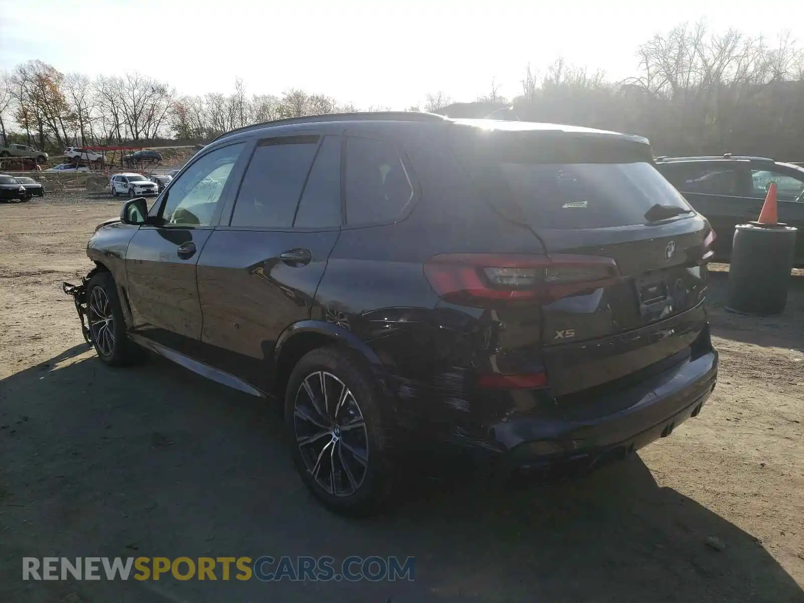 3 Photograph of a damaged car 5UXJU4C01M9E53249 BMW X5 2021