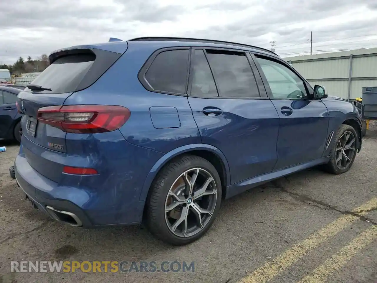 3 Photograph of a damaged car 5UXJU4C03M9E52555 BMW X5 2021