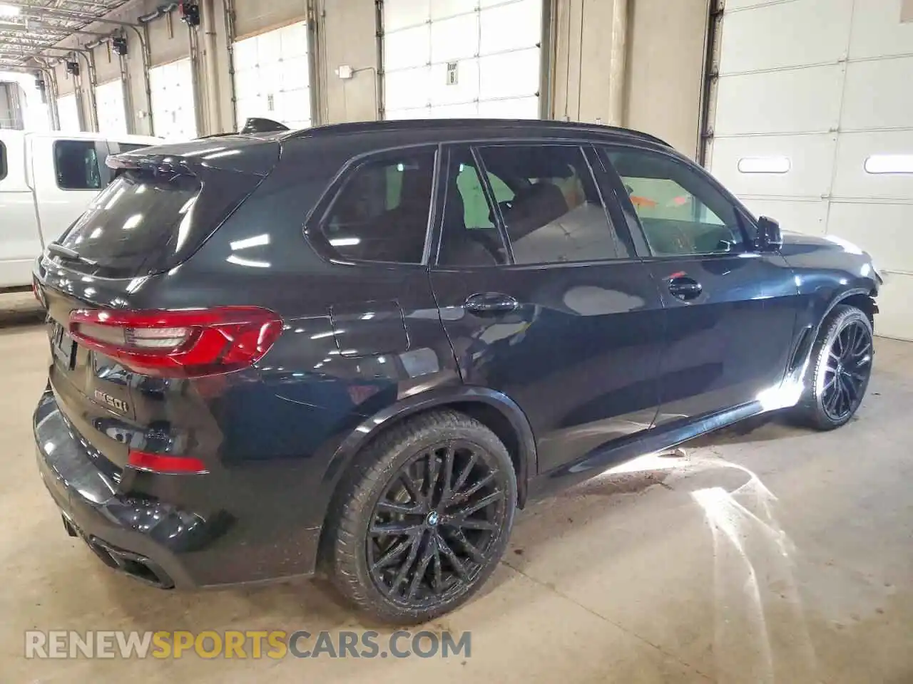 3 Photograph of a damaged car 5UXJU4C03M9E59604 BMW X5 2021