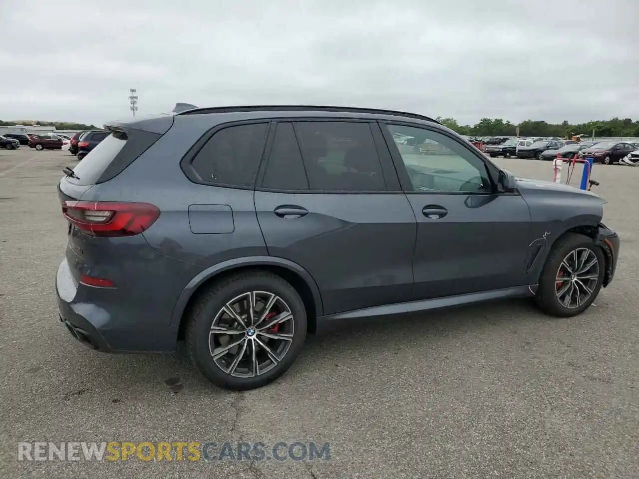 3 Photograph of a damaged car 5UXJU4C09M9G23471 BMW X5 2021