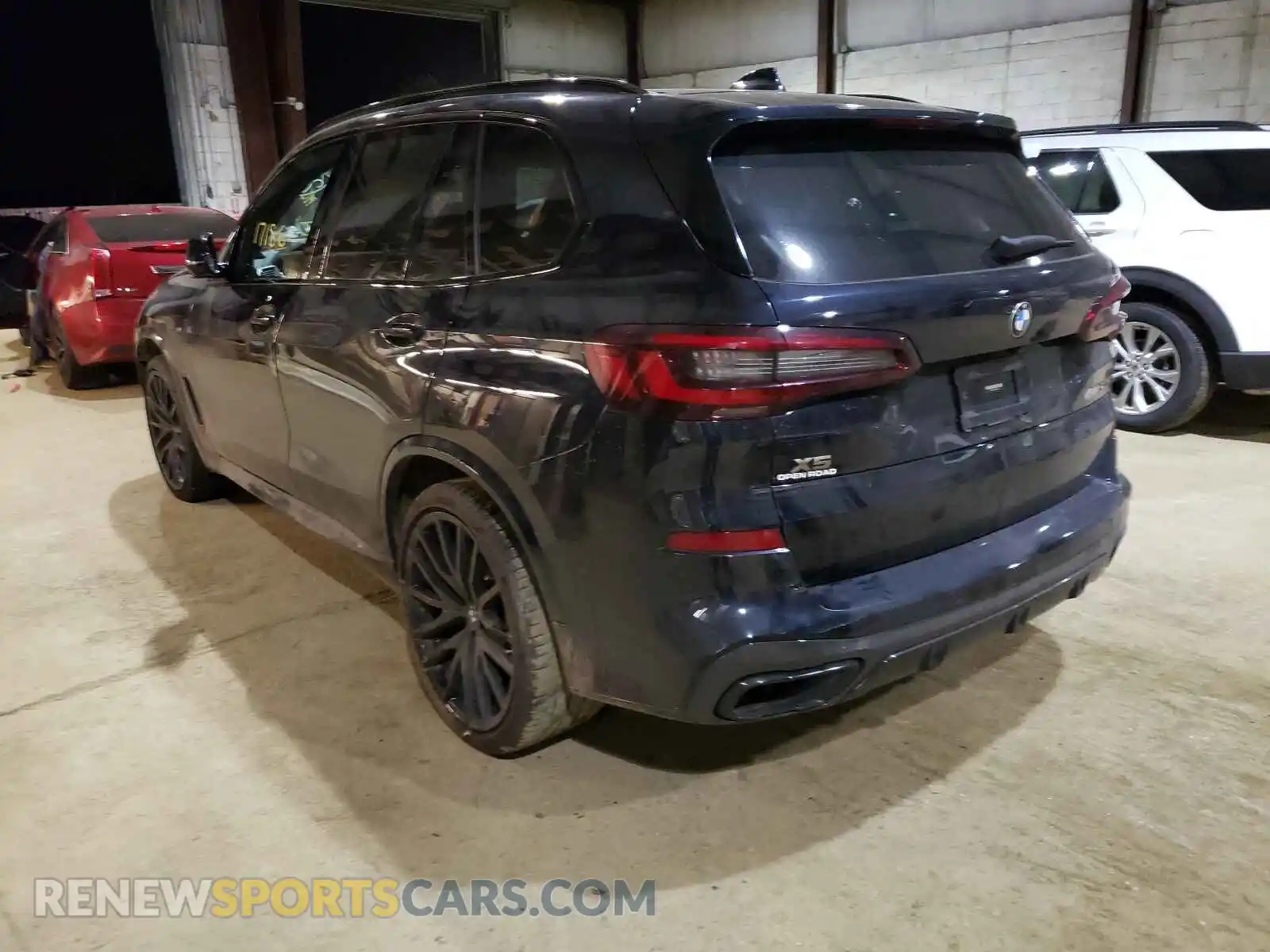 3 Photograph of a damaged car 5UXJU4C0XM9E44985 BMW X5 2021