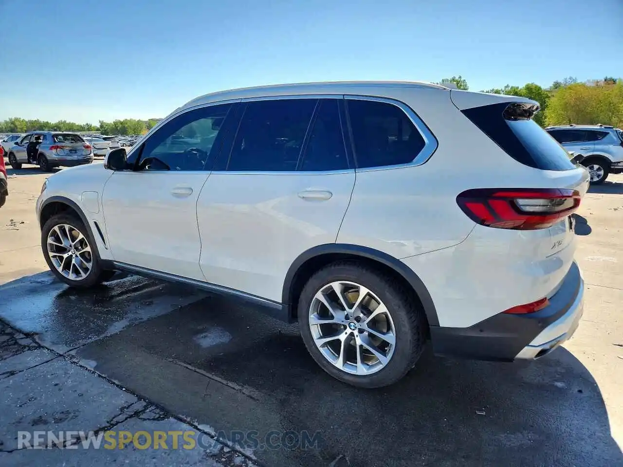 2 Photograph of a damaged car 5UXTA6C00M9D32676 BMW X5 2021
