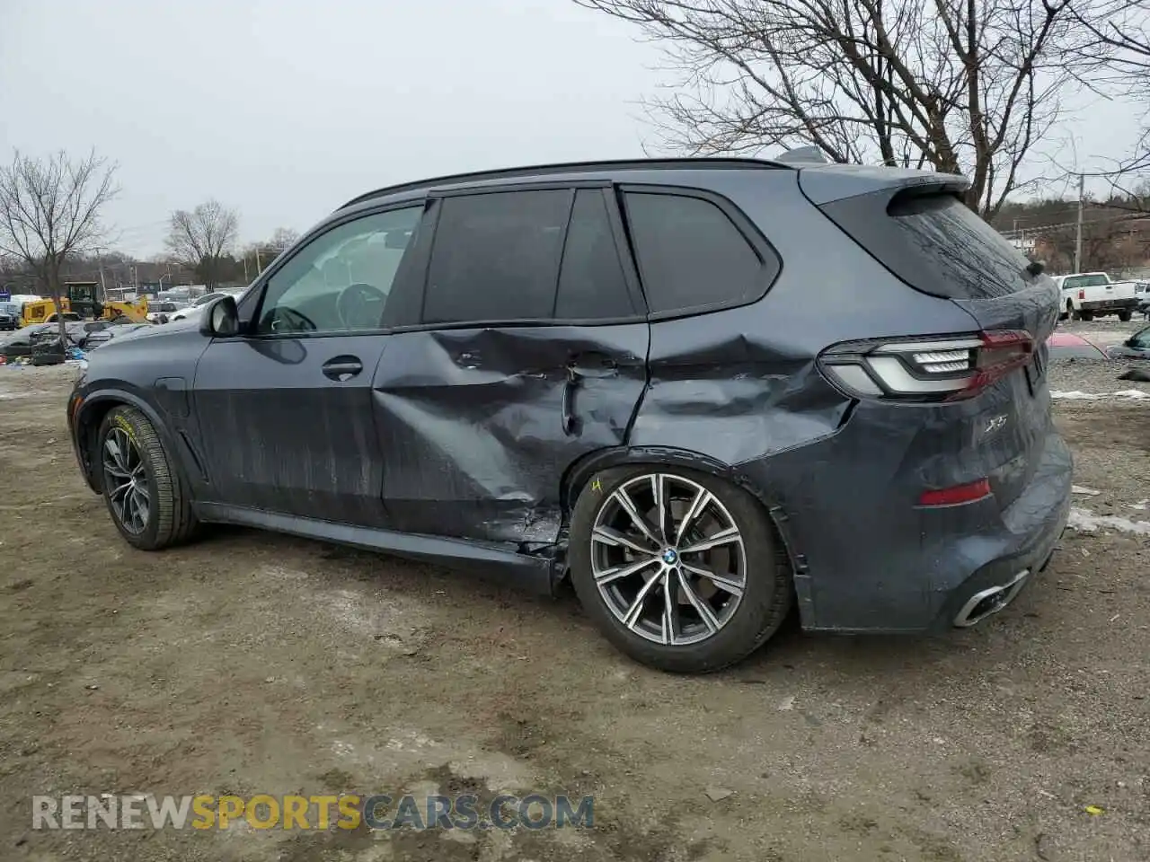 2 Photograph of a damaged car 5UXTA6C00M9G78114 BMW X5 2021