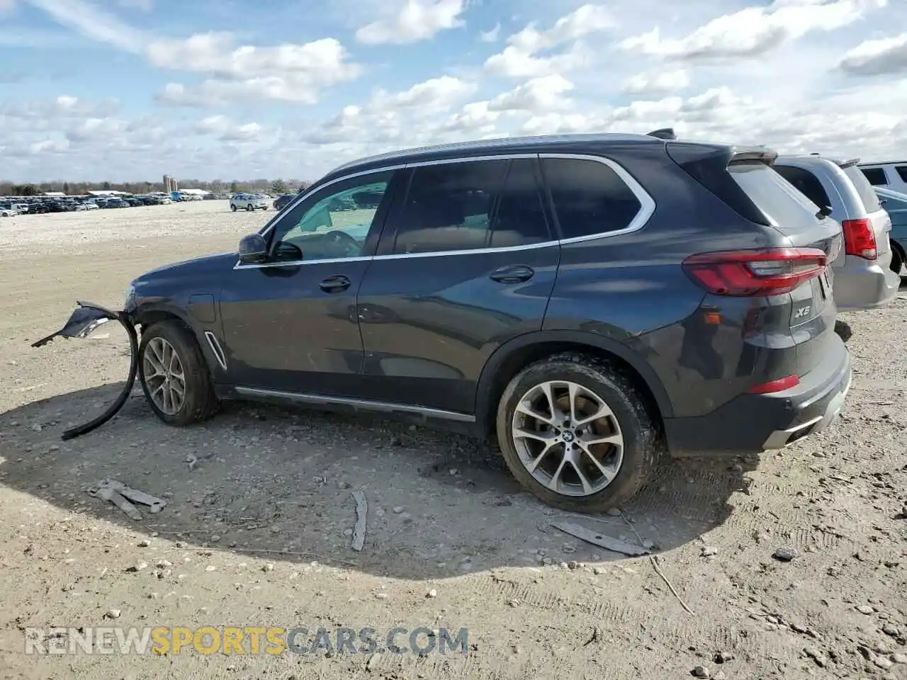2 Photograph of a damaged car 5UXTA6C01M9H73538 BMW X5 2021