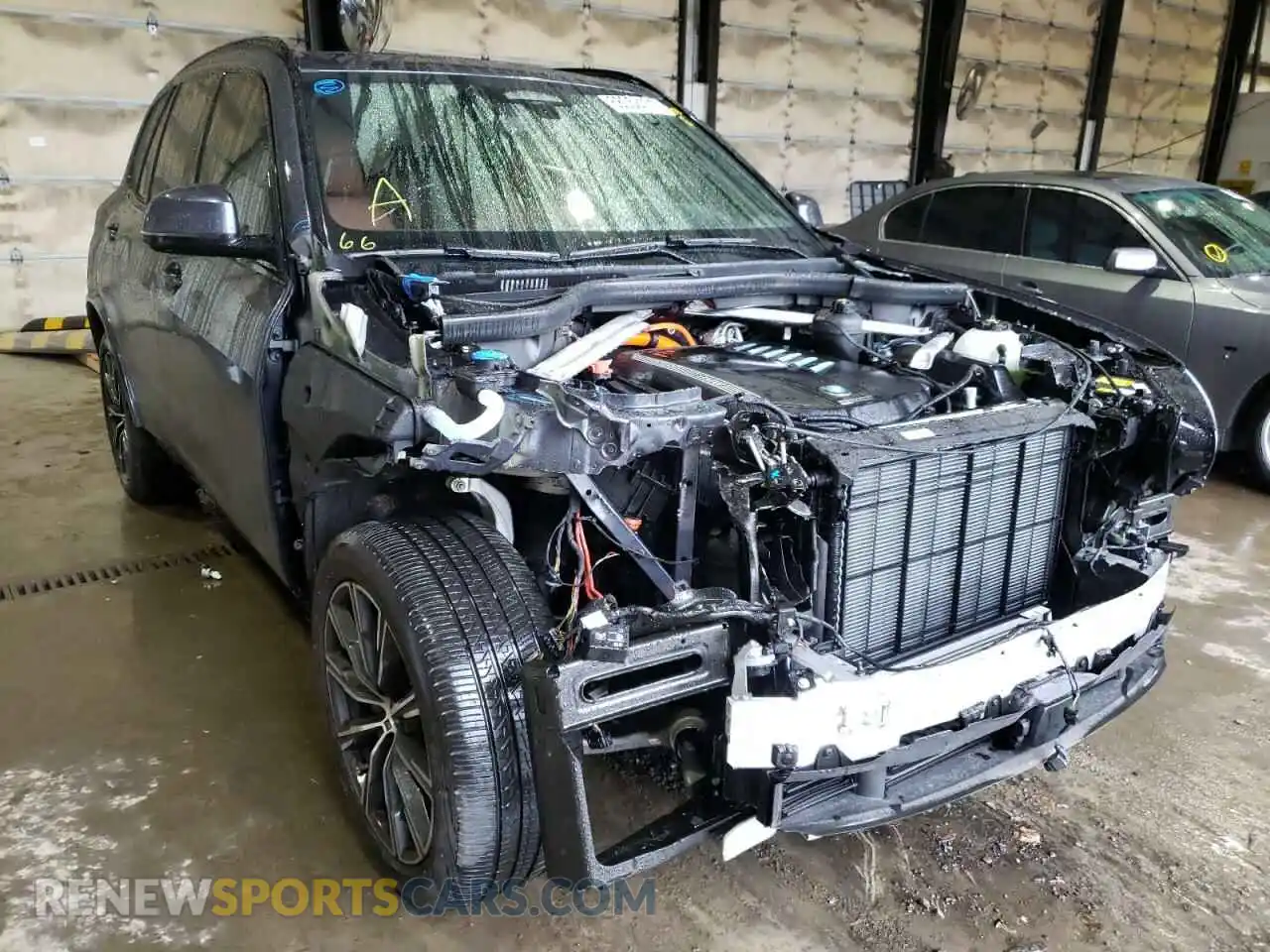 1 Photograph of a damaged car 5UXTA6C02M9D81684 BMW X5 2021