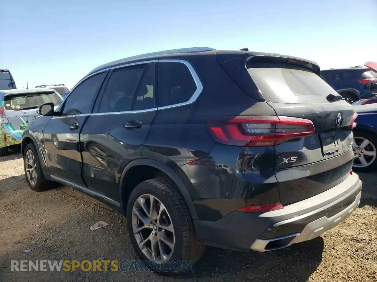2 Photograph of a damaged car 5UXTA6C04M9D46614 BMW X5 2021