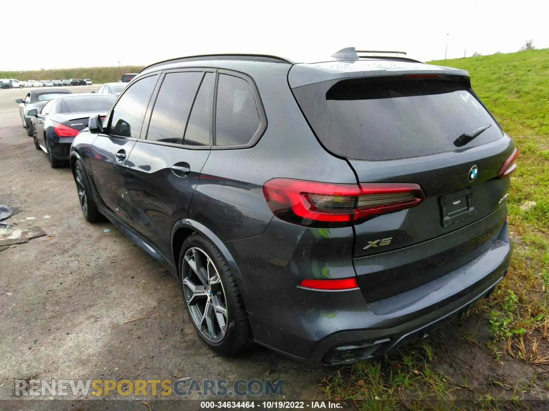 3 Photograph of a damaged car 5UXTA6C04M9D83940 BMW X5 2021