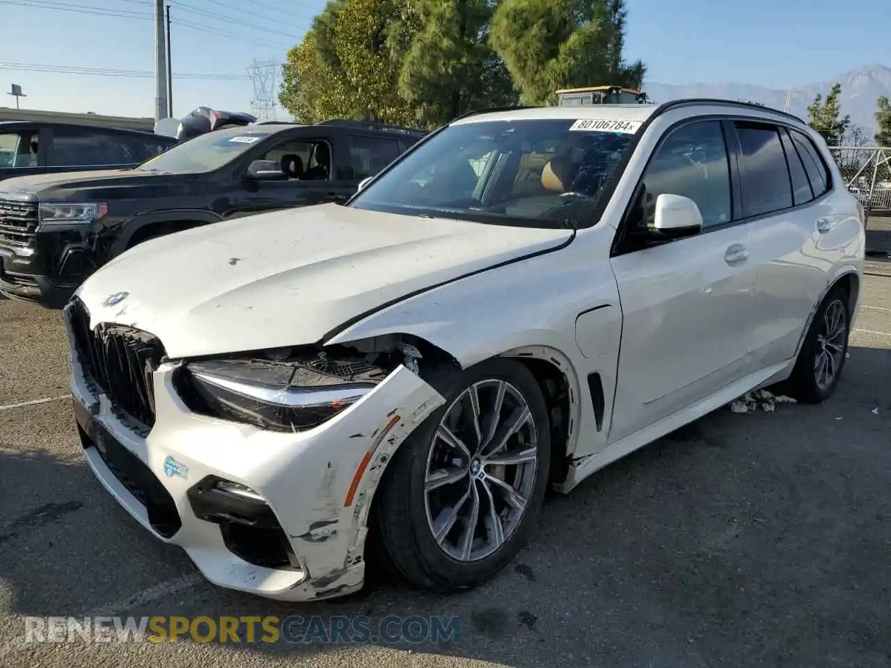 1 Photograph of a damaged car 5UXTA6C04M9H79091 BMW X5 2021