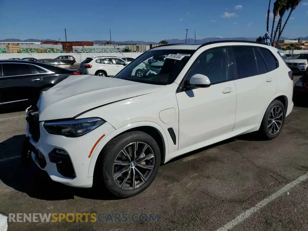 1 Photograph of a damaged car 5UXTA6C06M9H32645 BMW X5 2021